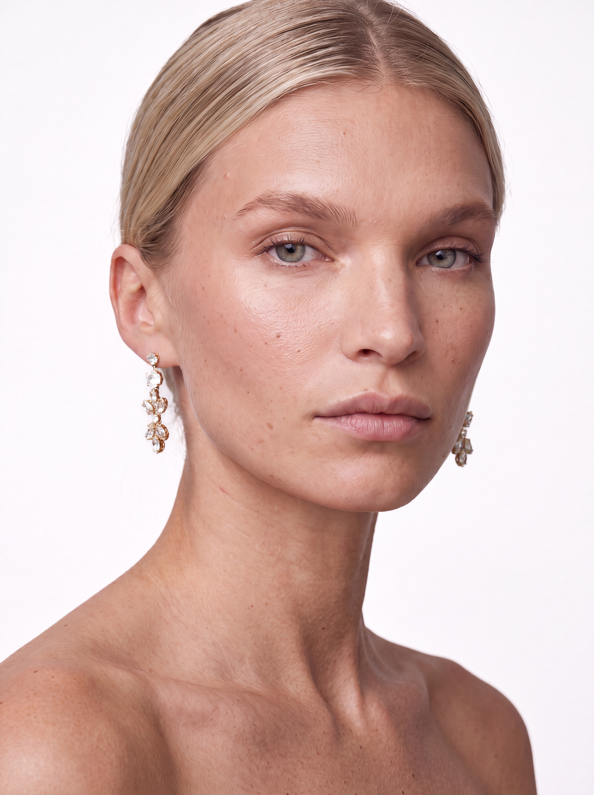 Dangle Earrings - Golden Lightness