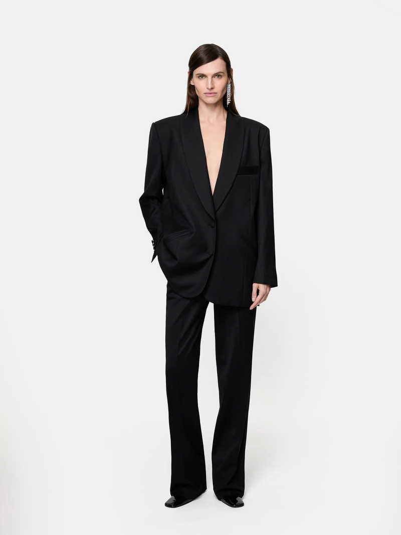 Czarna marynarka oversize