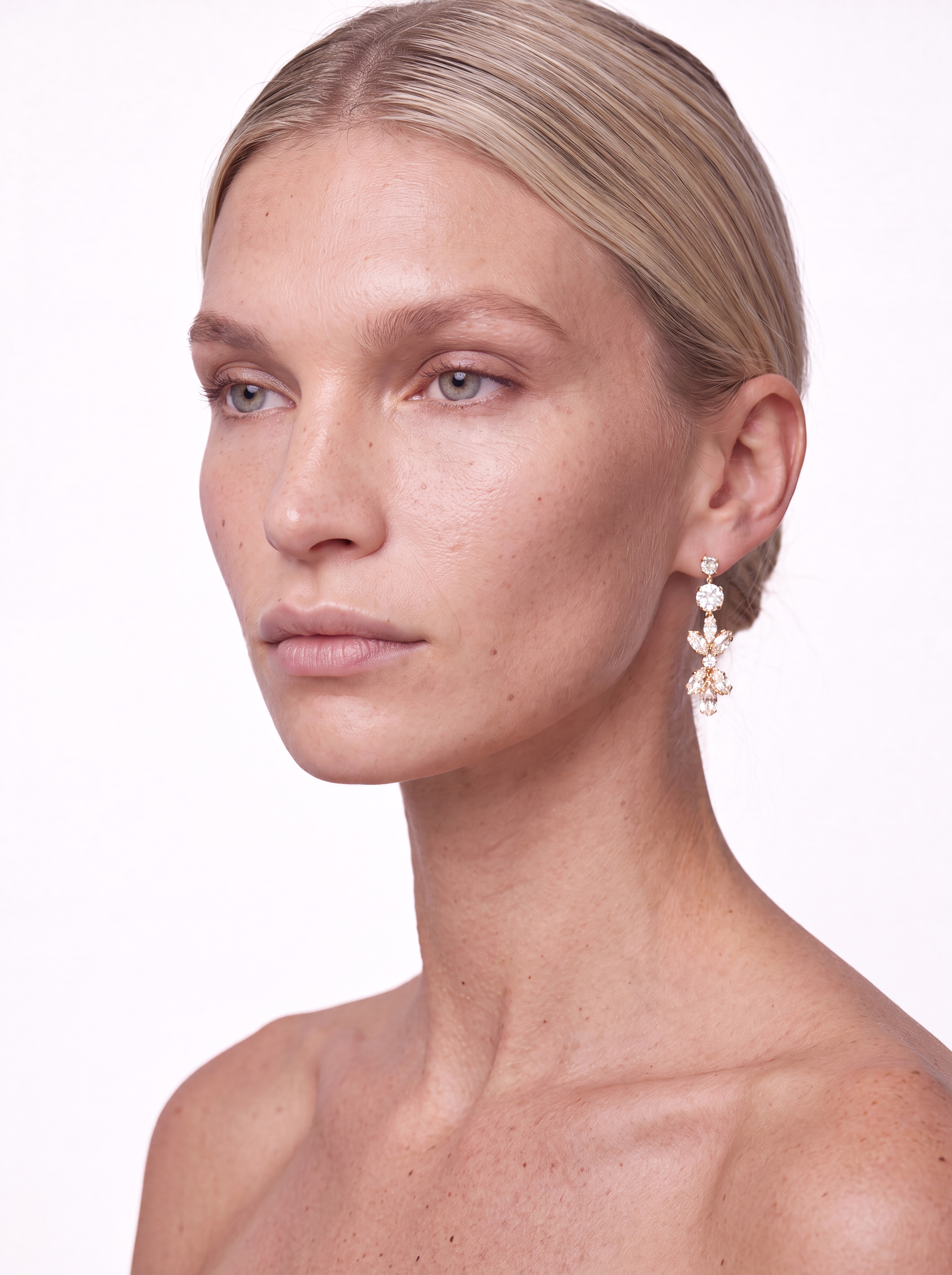 Dangle Earrings - Golden Lightness